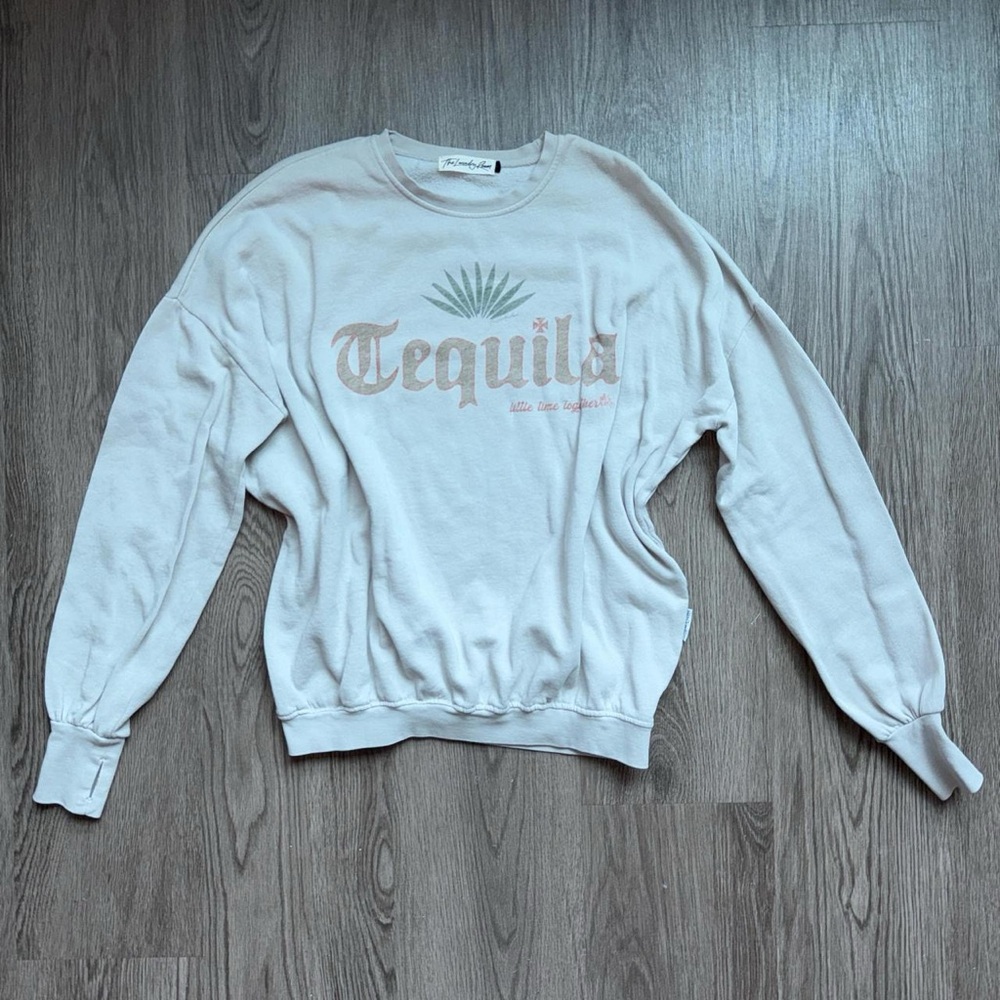 The Laundry Room Tequila Graphic Crewneck Sweater Size XS